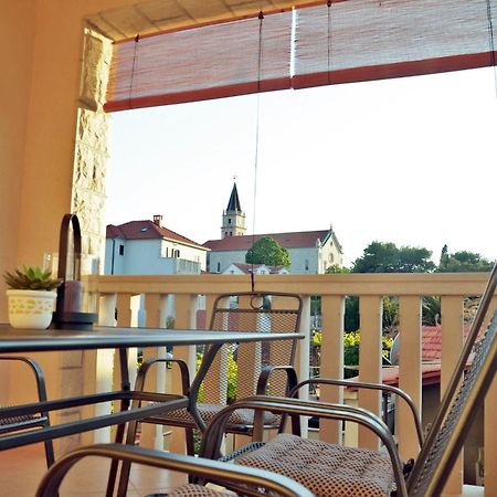 Apartment Luna Postira Luaran gambar