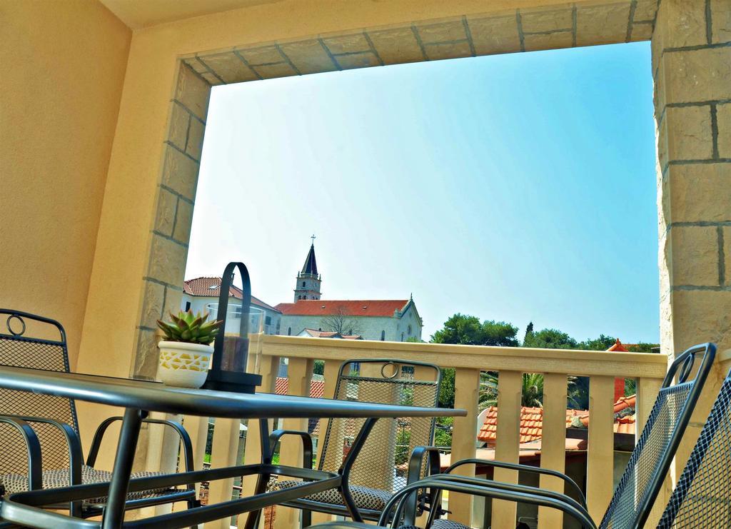 Apartment Luna Postira Luaran gambar