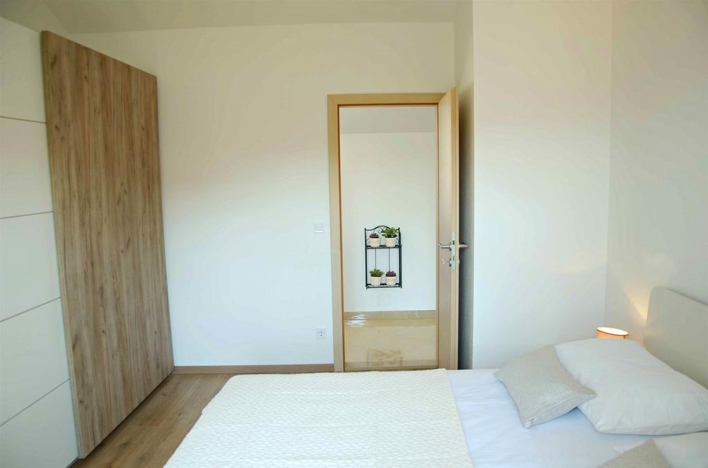 Apartment Luna Postira Luaran gambar