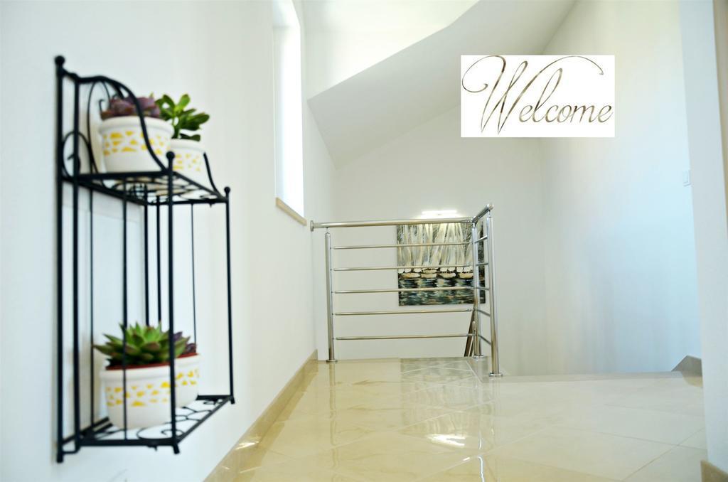Apartment Luna Postira Luaran gambar