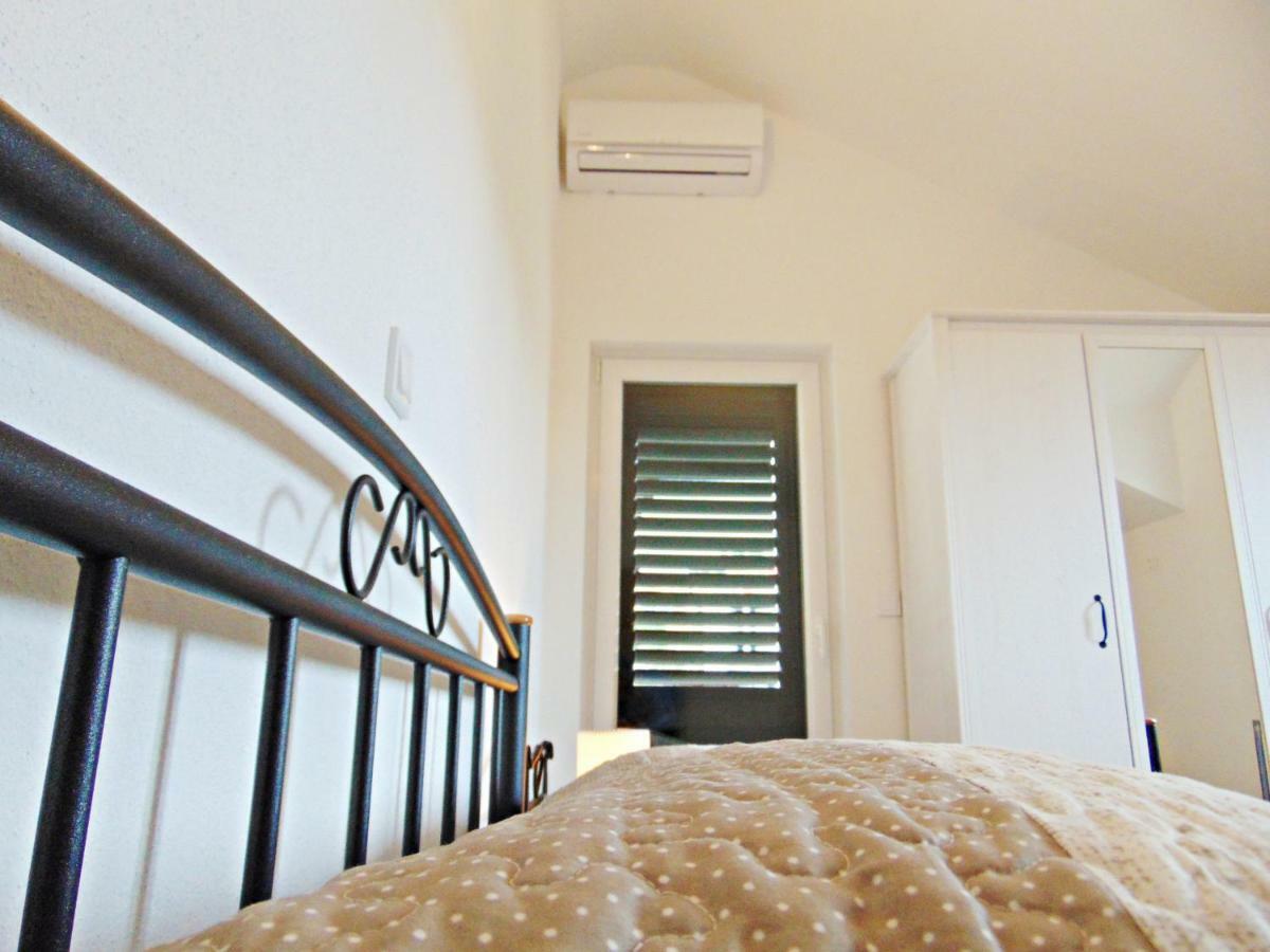 Apartment Luna Postira Luaran gambar